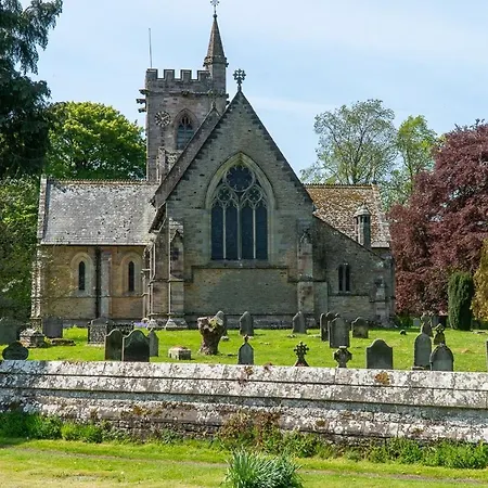 Nyaraló Crake Trees Manor